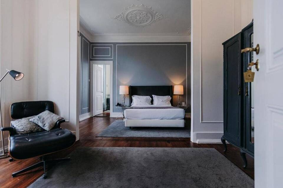 Torel Palace 5