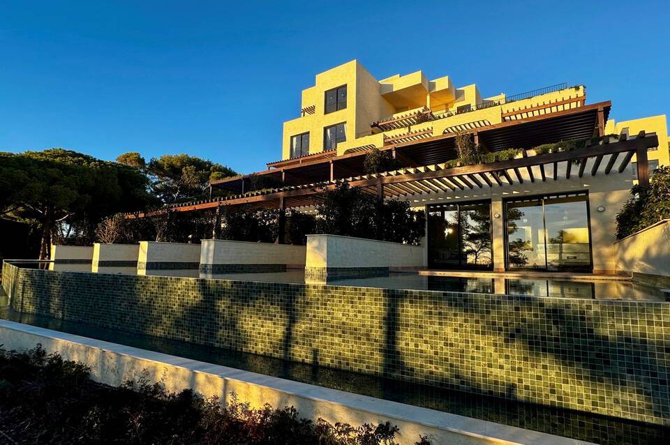 Punta Bermeja Premium Beach Hotel 3