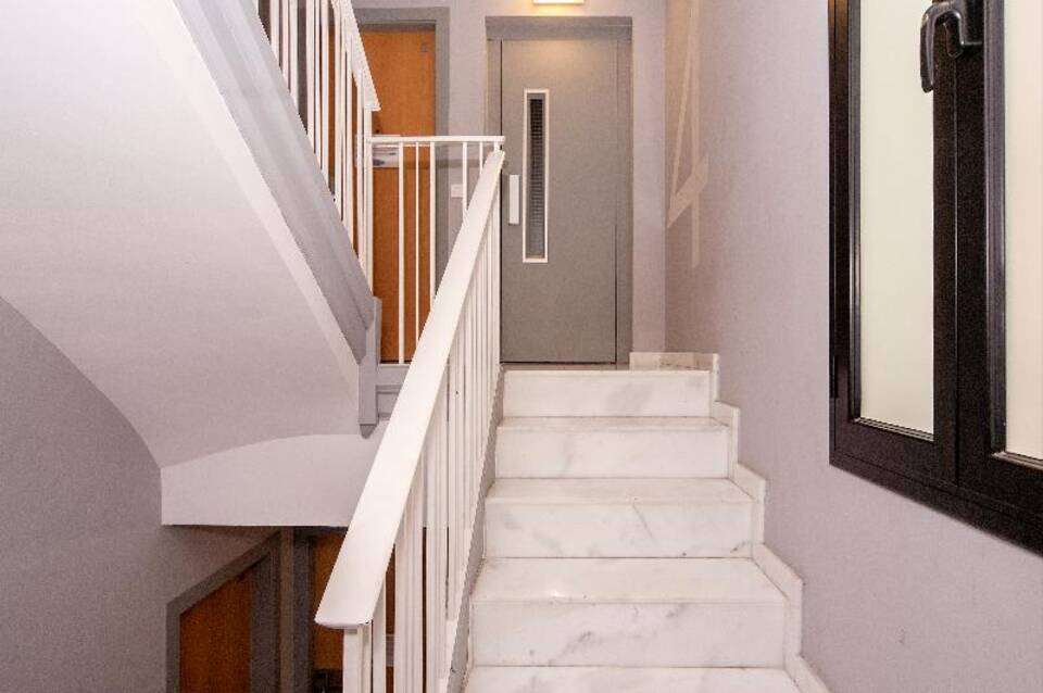 MH Apartments Sant Pau 2