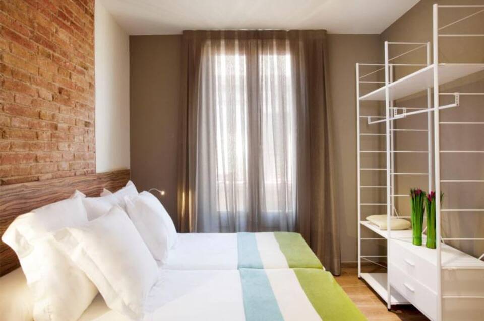 Barcelona Apartment Milà 1