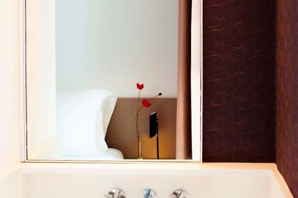 Barcelona Apartment Milà 4