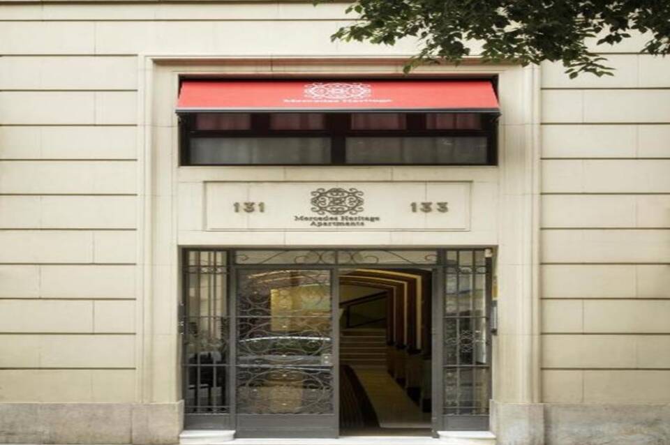 Mercedes Heritage Barcelona Apartments 4