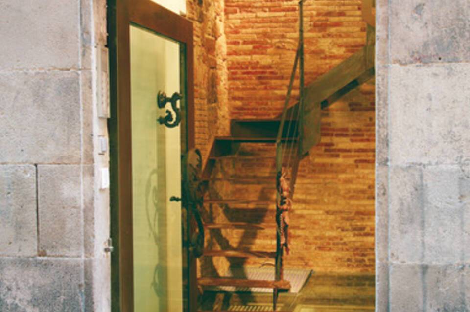 AinB Gothic Jaume I Studios 3