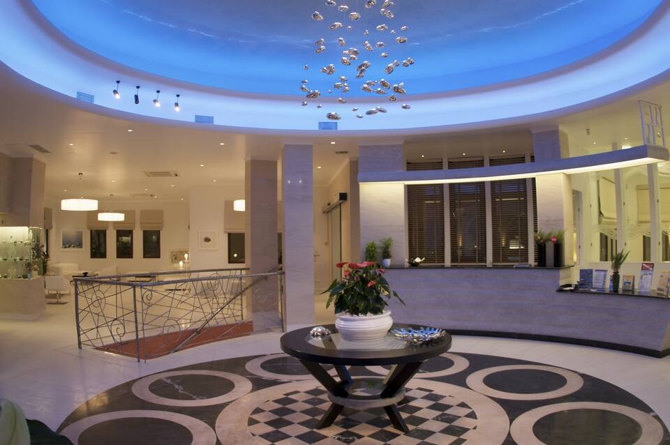 La Mer Deluxe Hotel & Spa 5