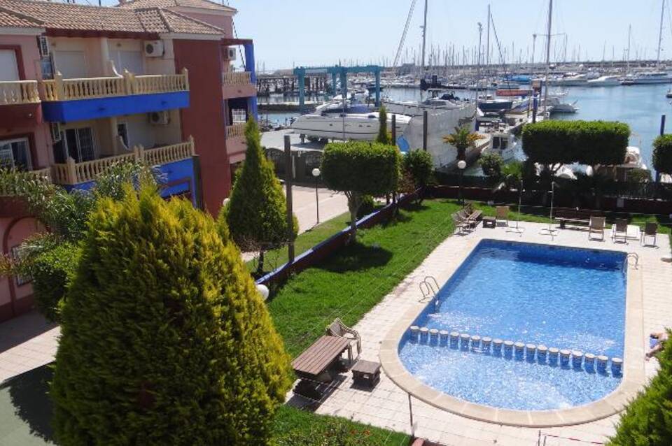 Apartamentos Marina Internacional 4