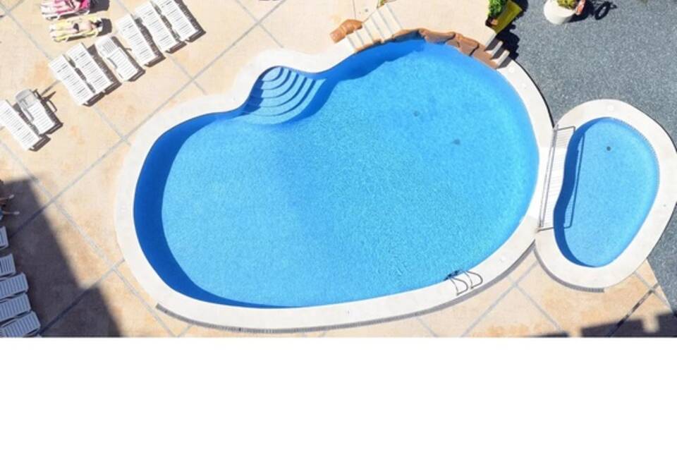 Aparthotel BCL Levante Beach 2