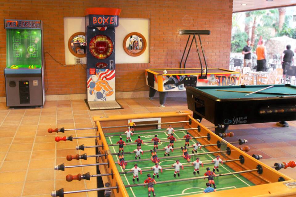 Aparthotel Era Park 3
