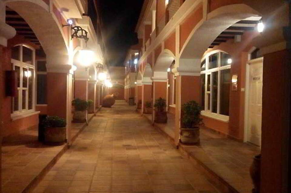 Lloyds Beach Club 1