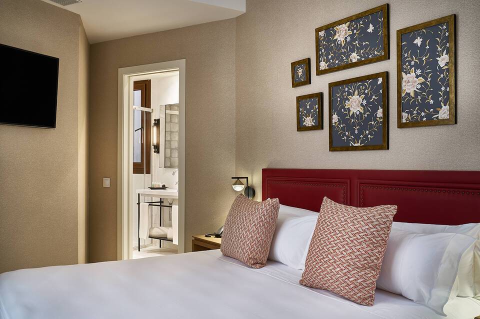Vincci Molviedro Suites Apartments 5