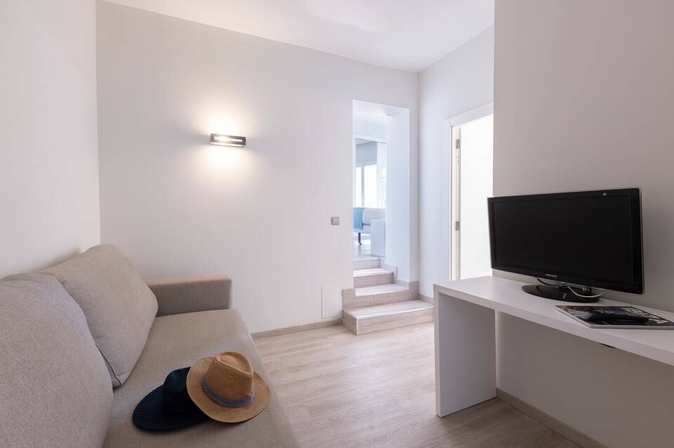 Invisa Hotel Es Pla - Adults Only 3