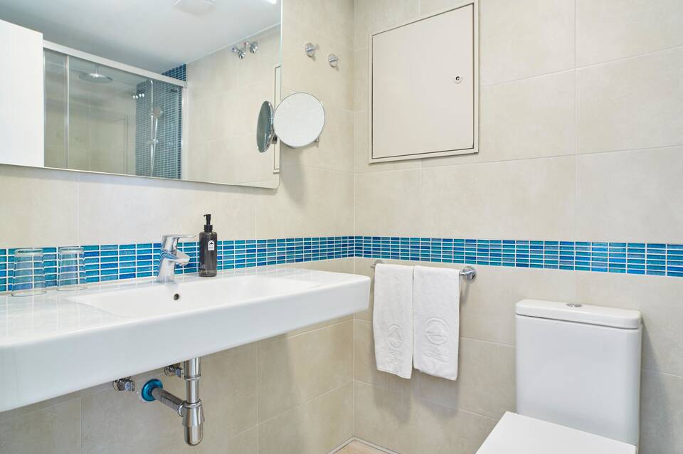 Invisa Hotel Es Pla - Adults Only 4