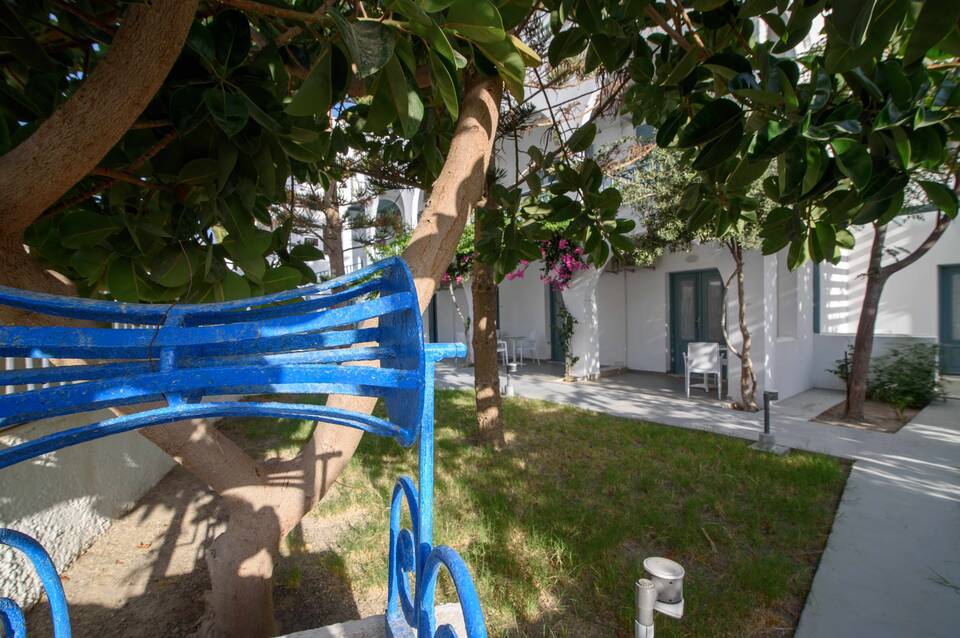 Iris Boutique Hotel 3
