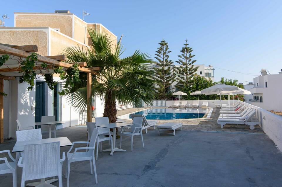 Iris Boutique Hotel 4