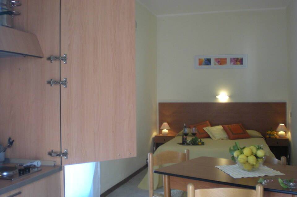 Artemide 1