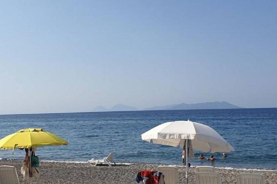 Patti Beach Club 1