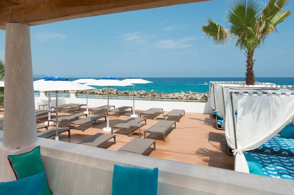 Piccolo Grand Hotel 1