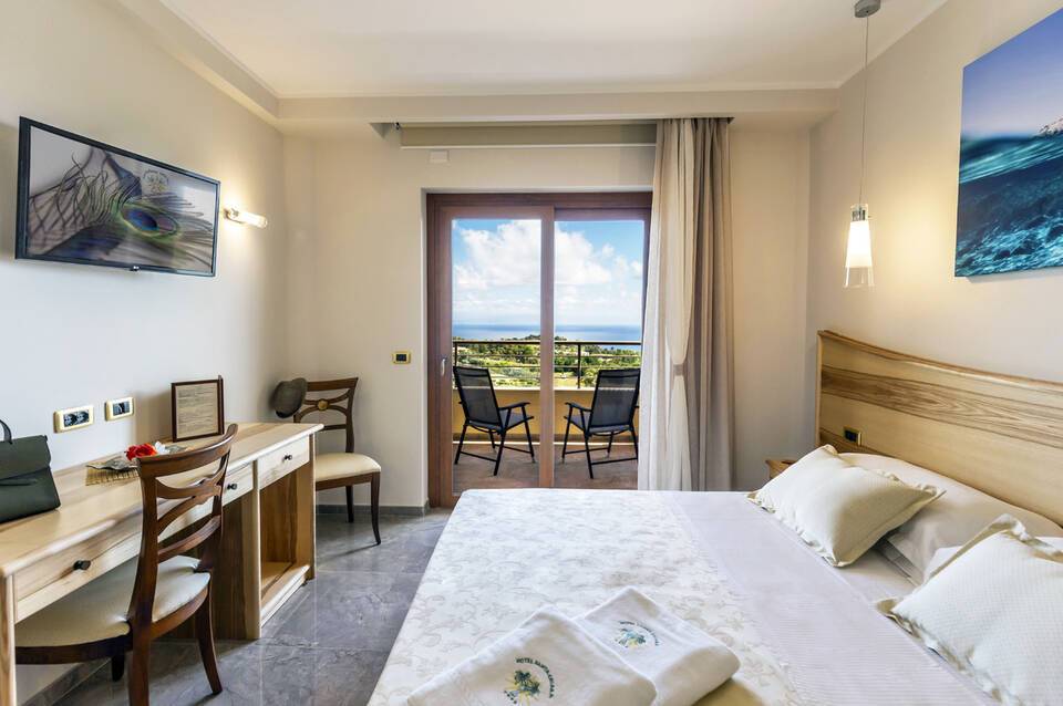 Hotel Santa Chiara 5