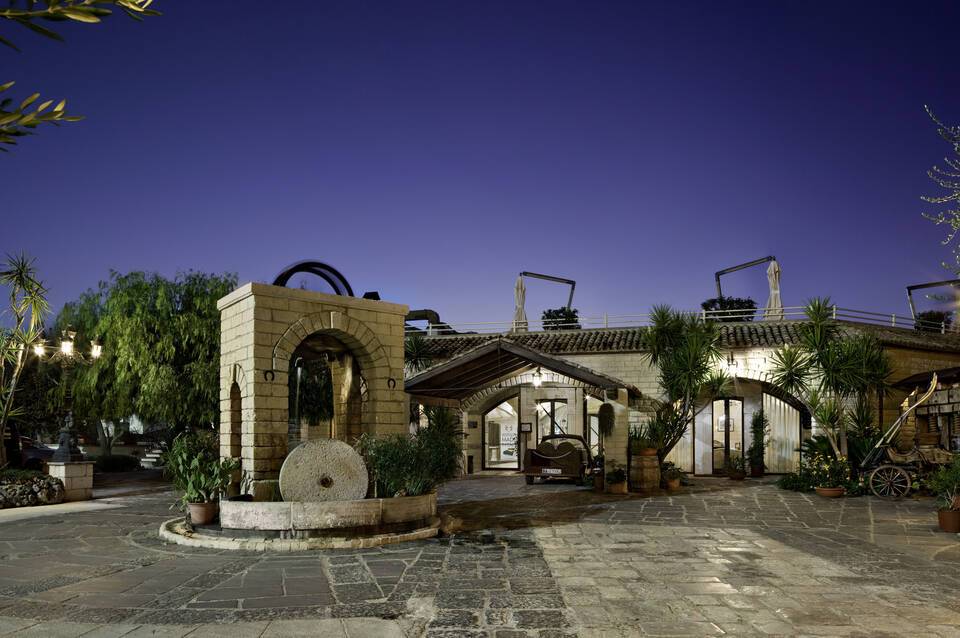 Una Hotel Regina Bari 4