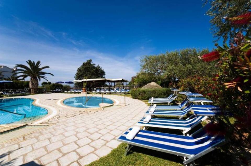 Hotel Ideal 4