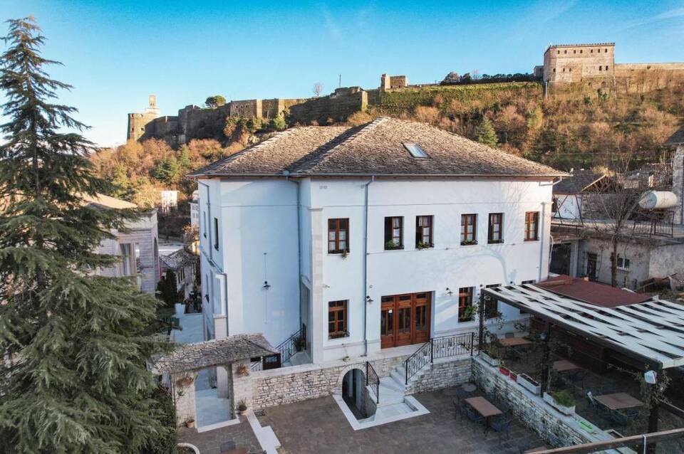 Hotel Bineri 1