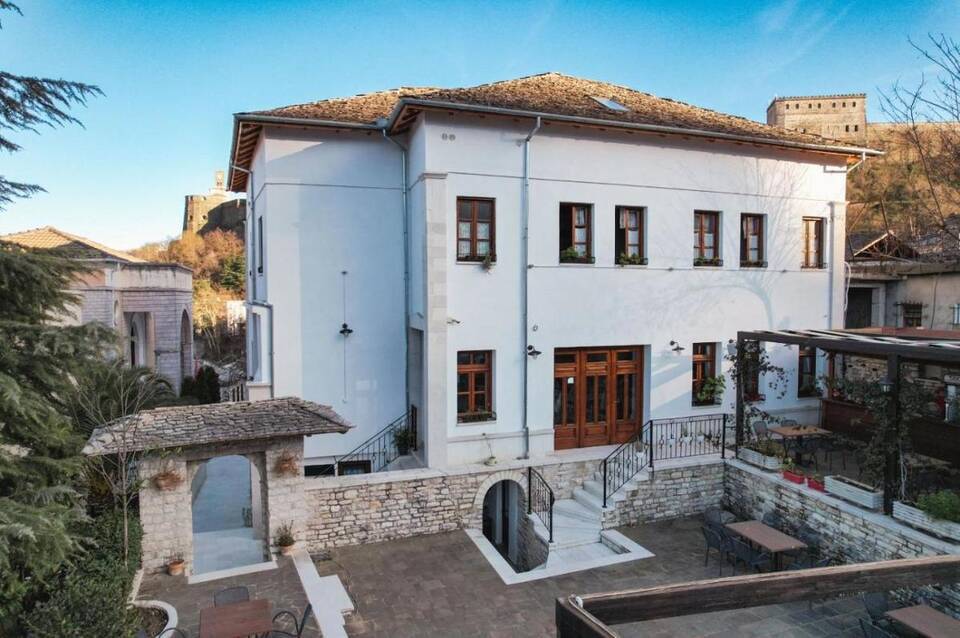 Hotel Bineri 4
