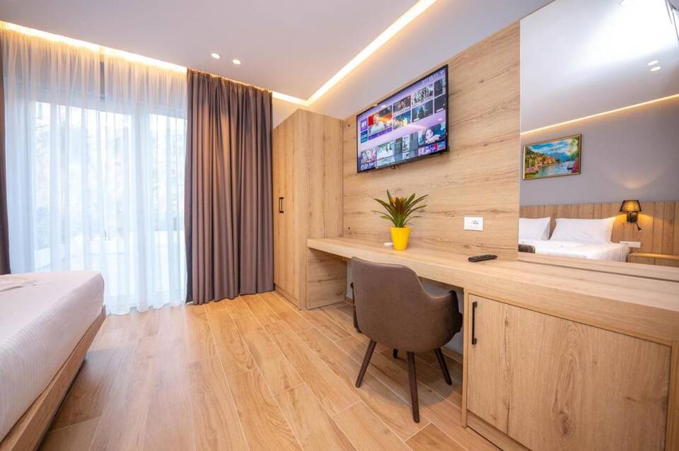 Azure Inn Hotel 2