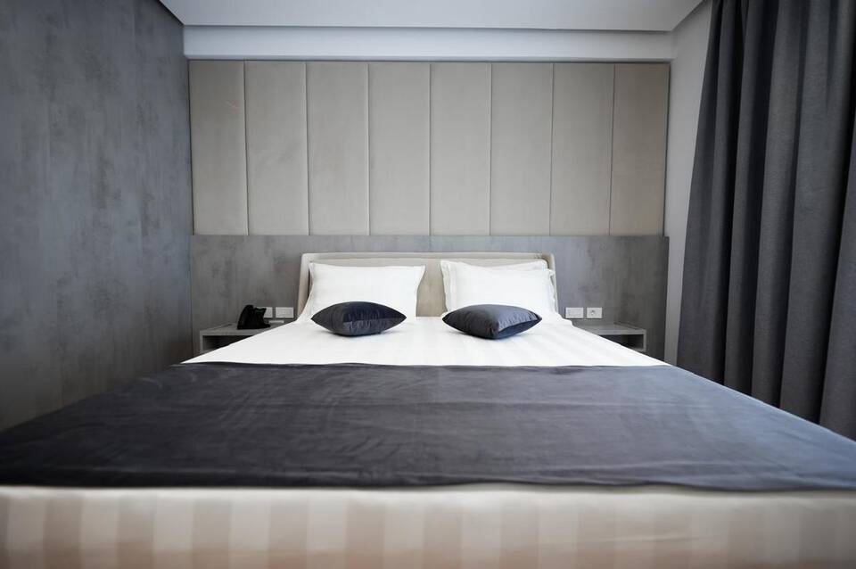 Naos Luxury Hotel 2