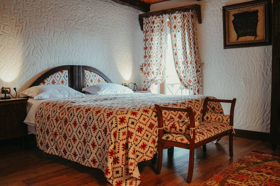 Hotel Tradita Geg & Tosk 4