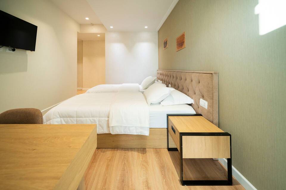 Merko Hotel 5