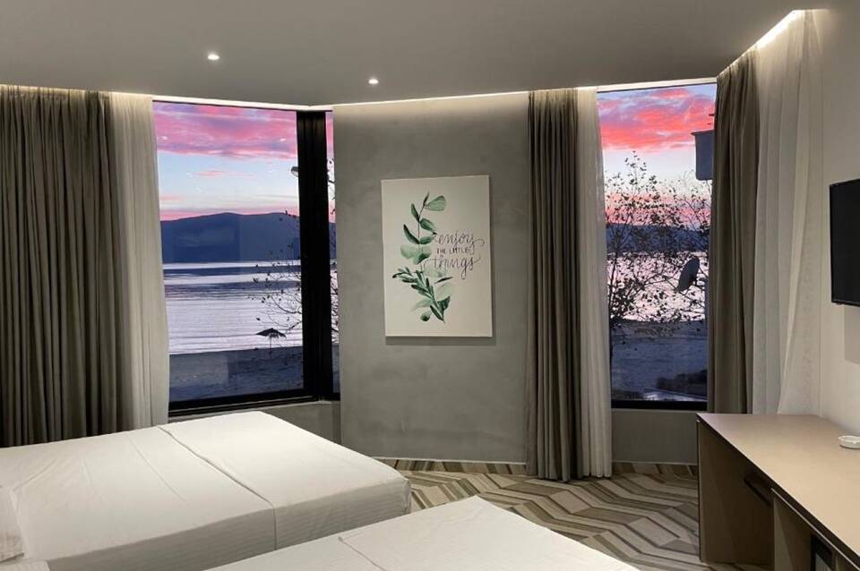 Sea & Sand Hotel 5