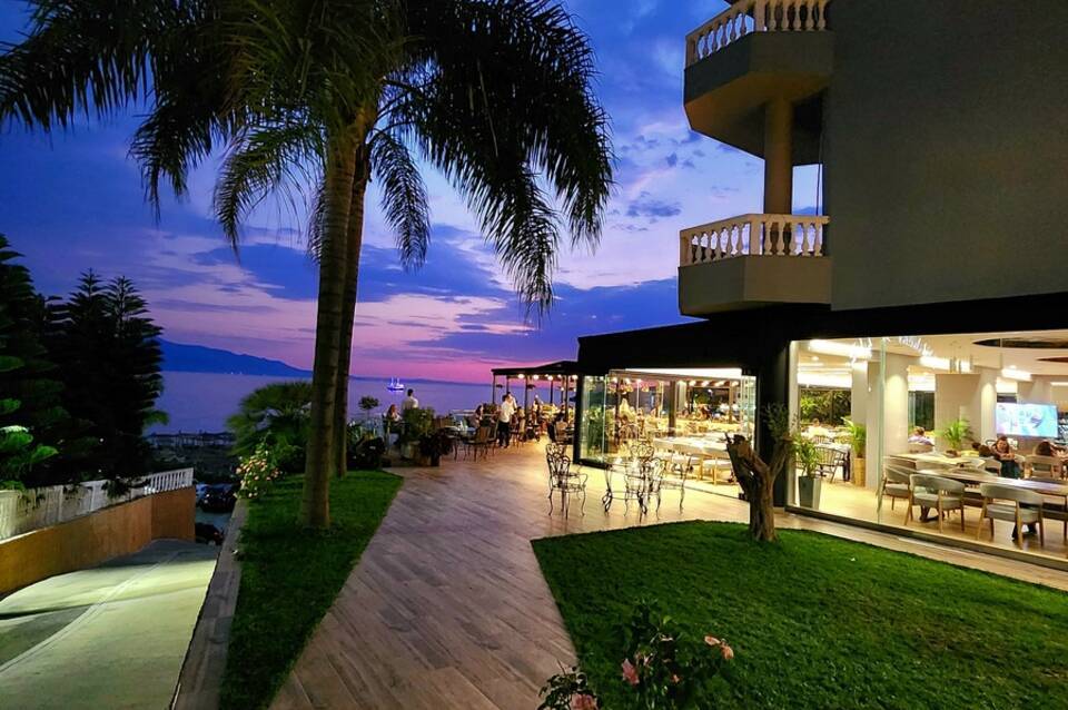 Apollon Hotel 2