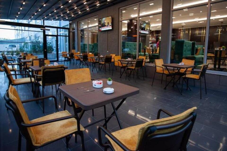 Doanesia Premium Hotel & Spa 4