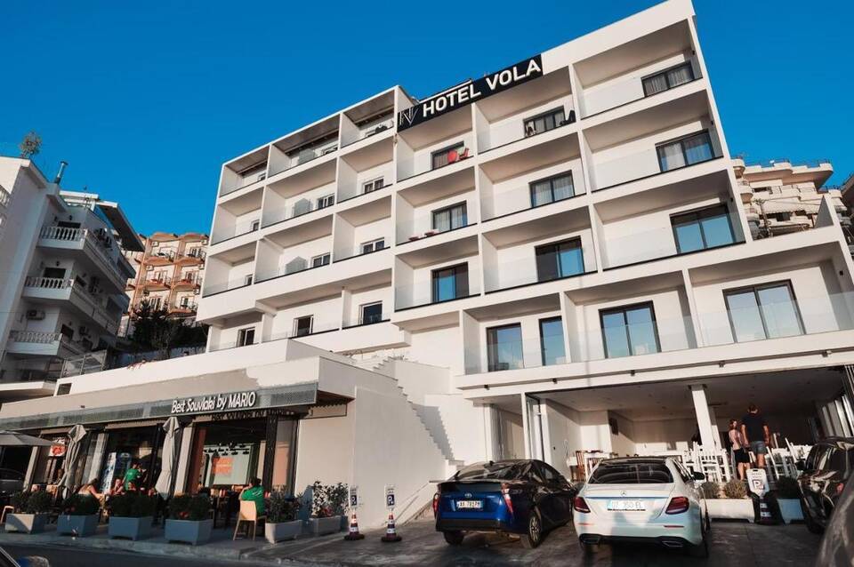 Vola Hotel 1