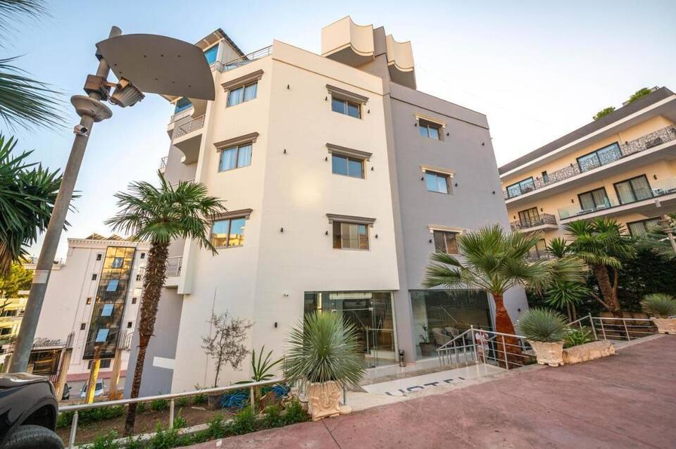 Hotel Sea Breeze 2