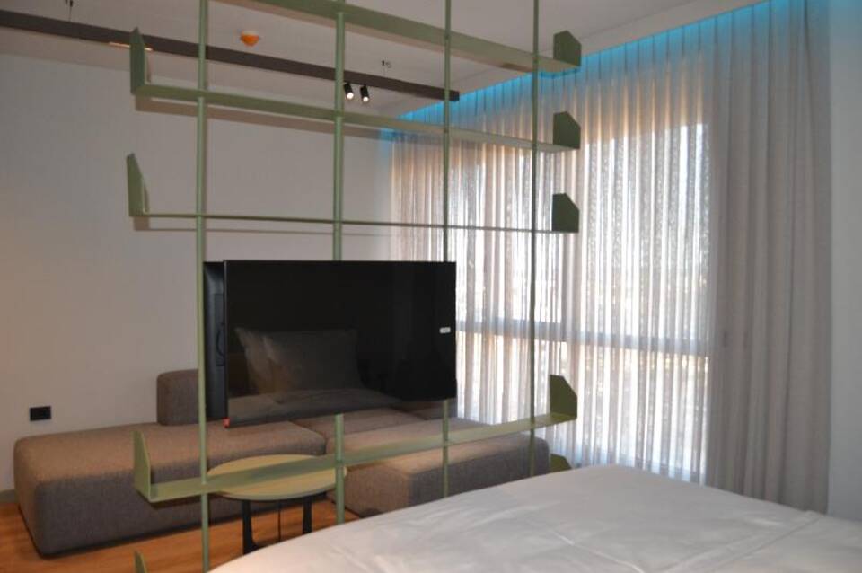 Si Hotel Tirana 3