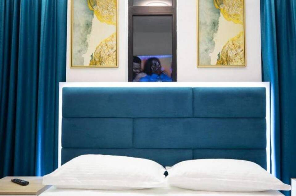 Frekel Hotel 5