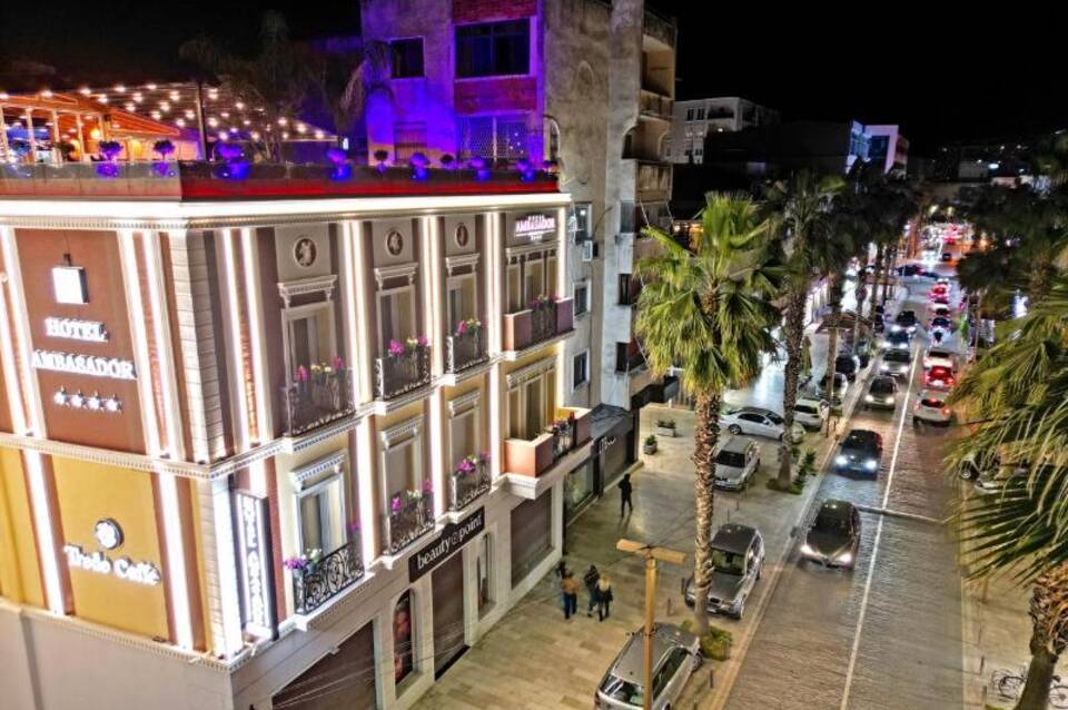 Ambasador Hotel 4