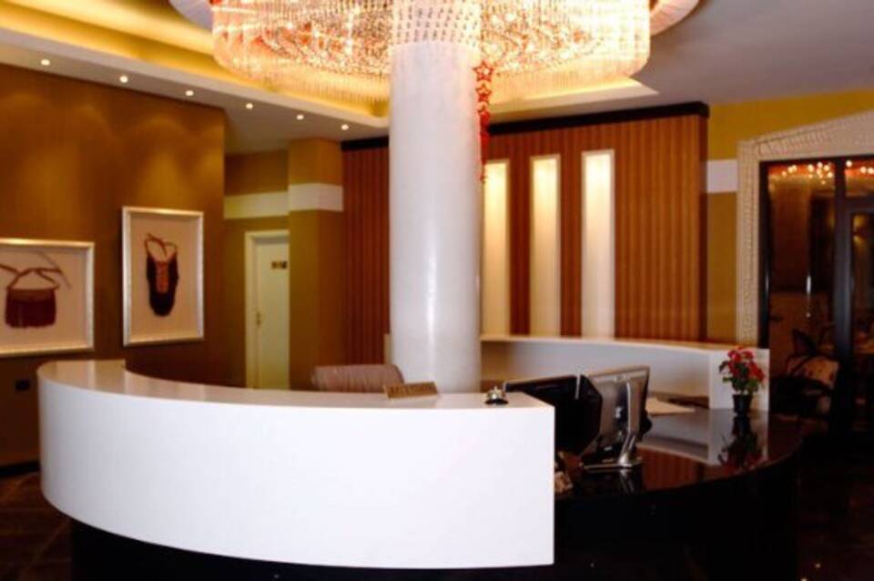 Bel Conti Hotel 3