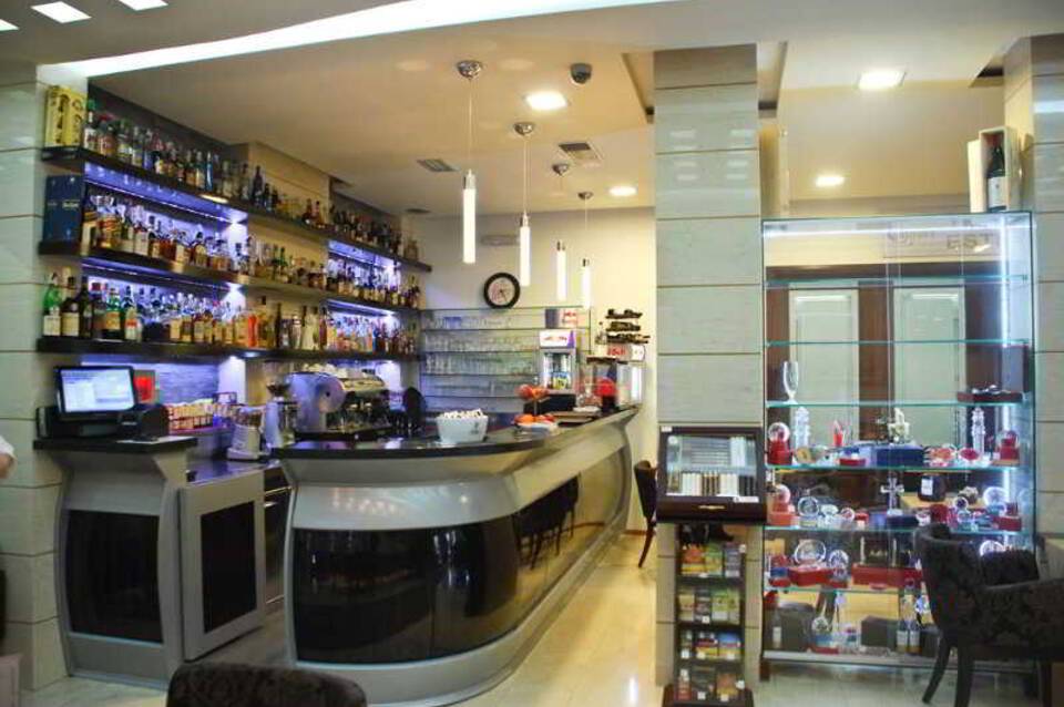 Hotel Comfort Tirana 1