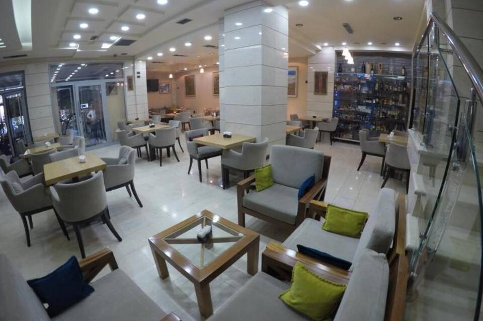 Hotel Comfort Tirana 3