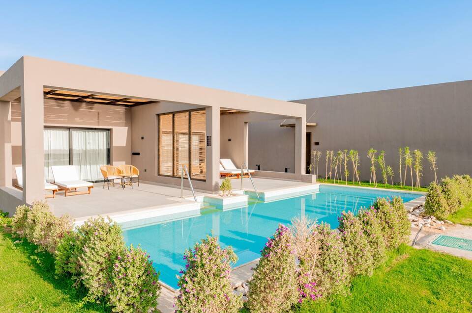 Sentido Naga Bay 2