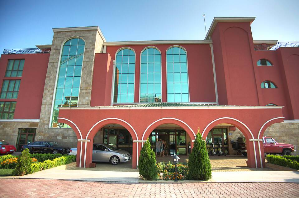 St. George Palace 1