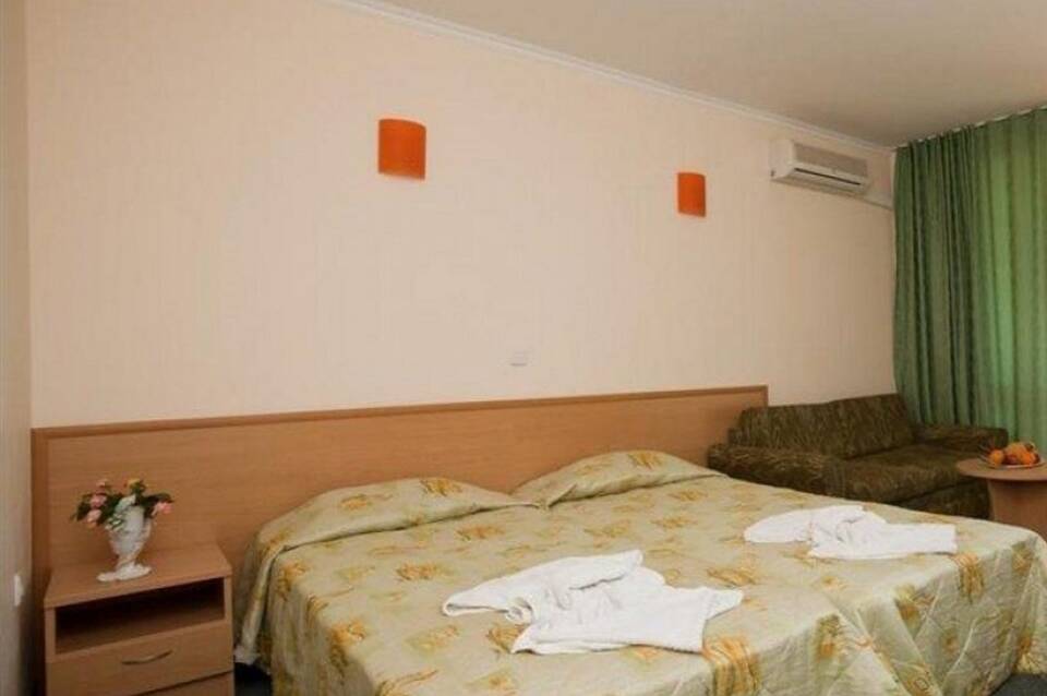 Sunny Day Club Hotel 2