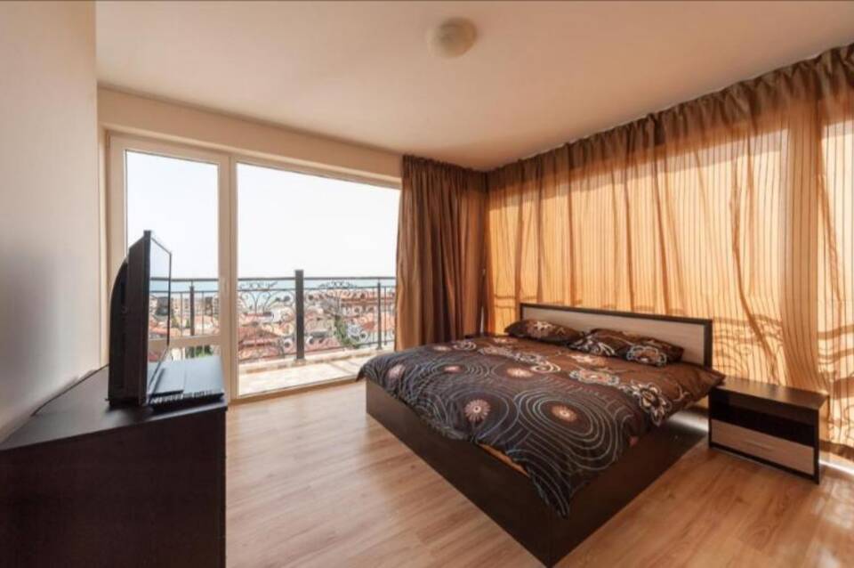 Roel Residence Apartments 1
