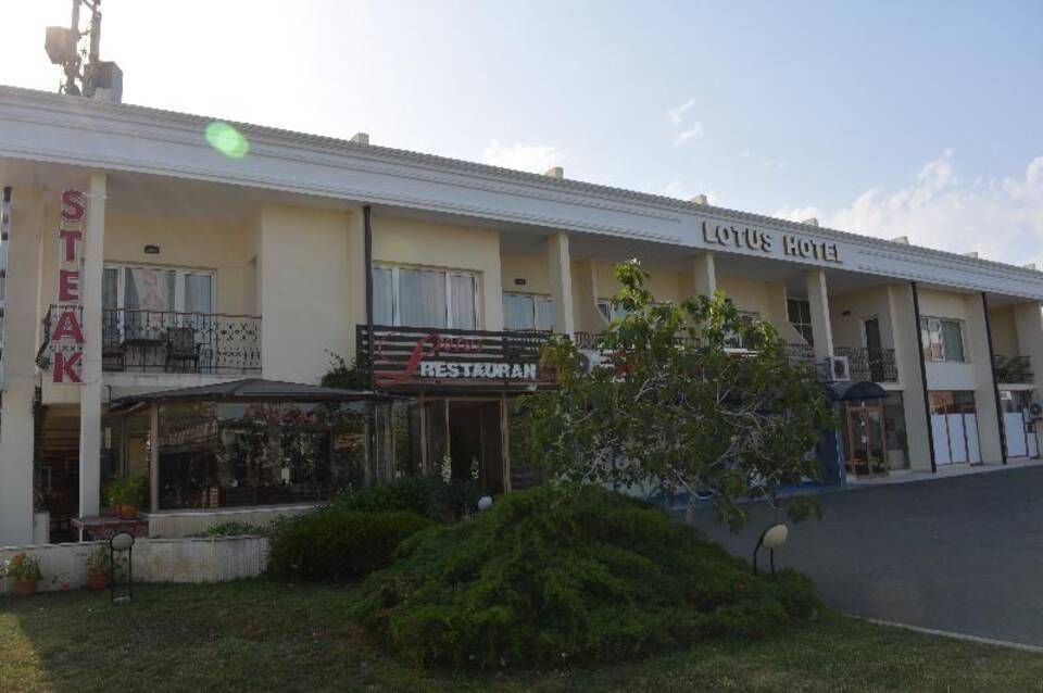 Lotus Hotel 2