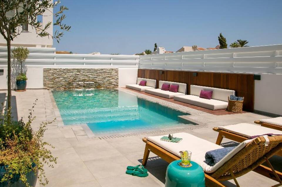 Chris Le Mare Gold Luxury Villa 4