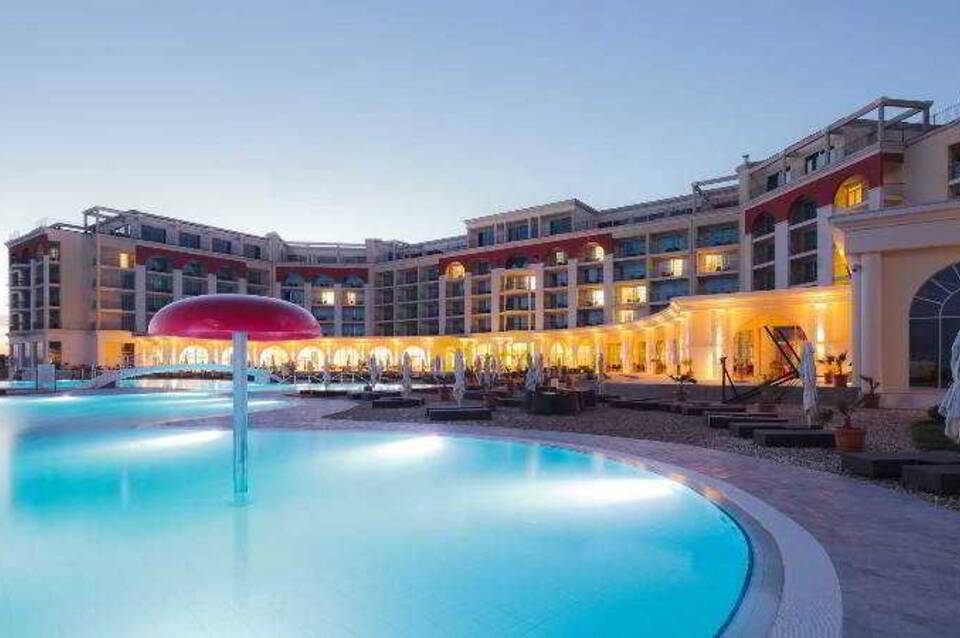 Lighthouse Golf & Spa Hotel 1
