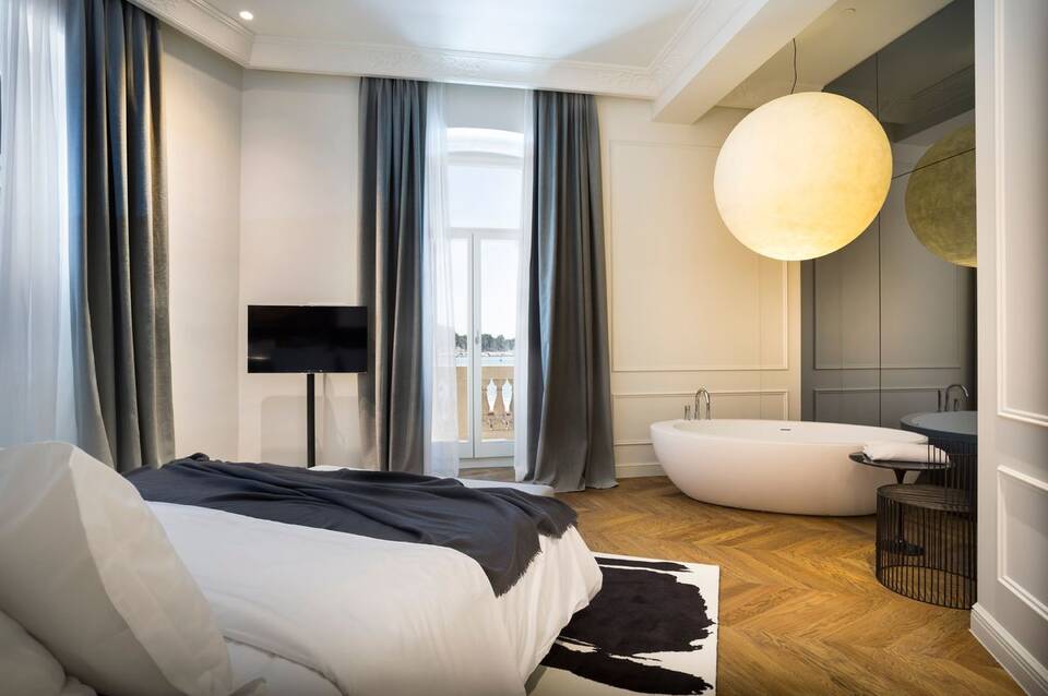 Hotel Adriatic 5