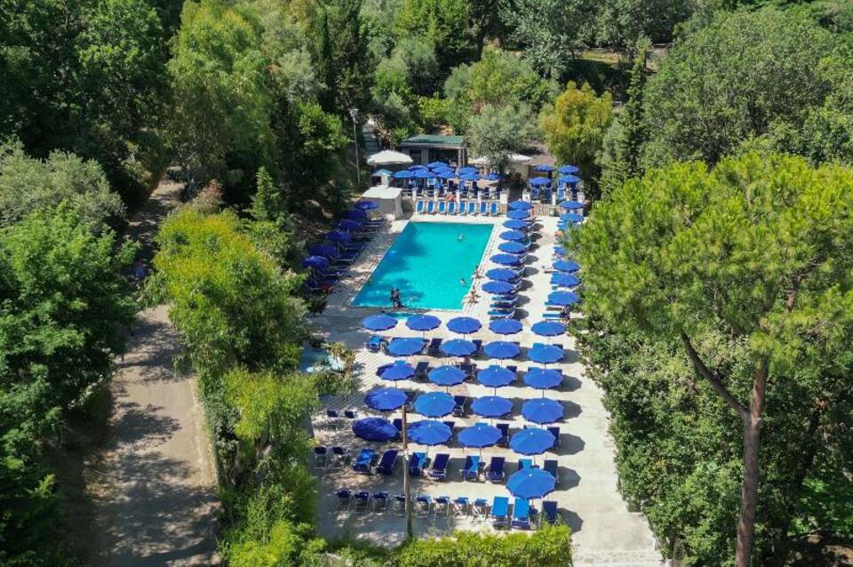 Santa Fortunata Village Camping 2