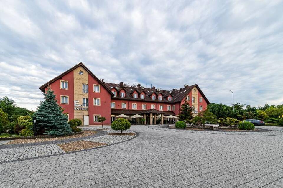 Hotel Fero Express 4